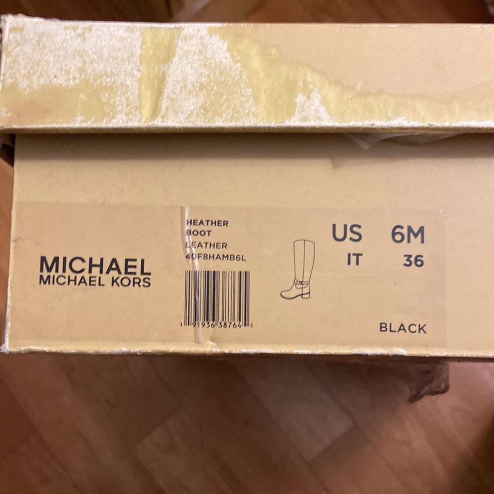 Michael Kors Boots - Picture 9 of 10